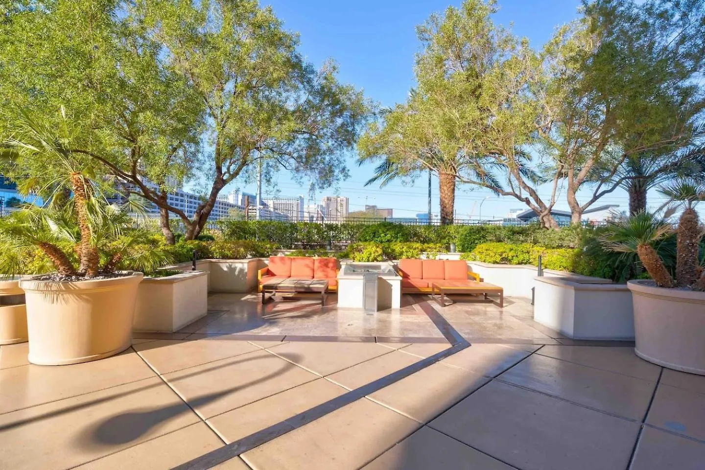 Mgm 1 Bedroom Balcony And Or Studio Luxury Suites Las Vegas