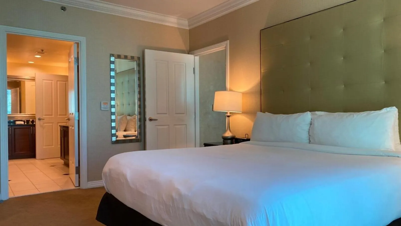Mgm 1 Bedroom Balcony And Or Studio Luxury Suites Las Vegas Holiday home