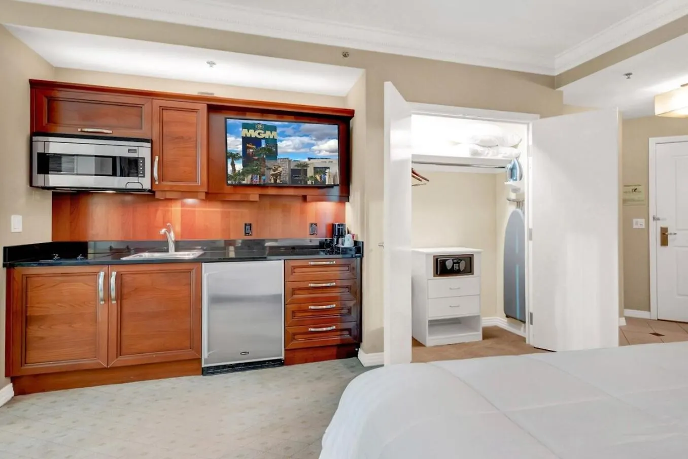 Mgm 1 Bedroom Balcony And Or Studio Luxury Suites Las Vegas 0*,