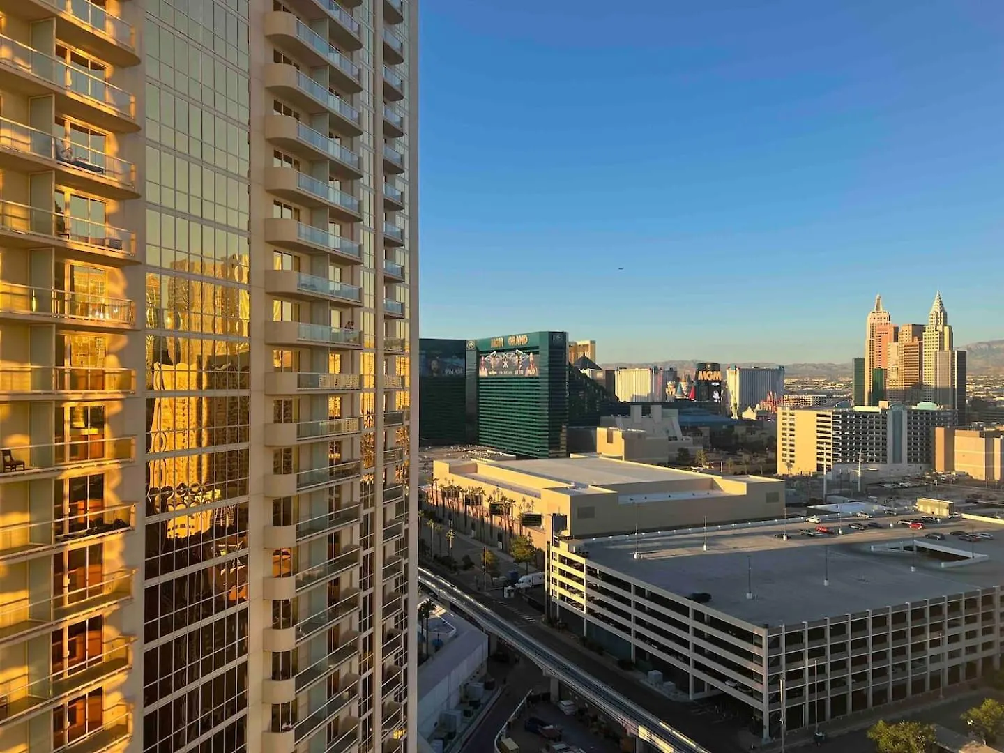 Mgm 1 Bedroom Balcony And Or Studio Luxury Suites Las Vegas Holiday home